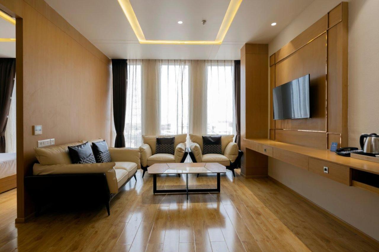 Sarovar Portico Morbi Extérieur photo