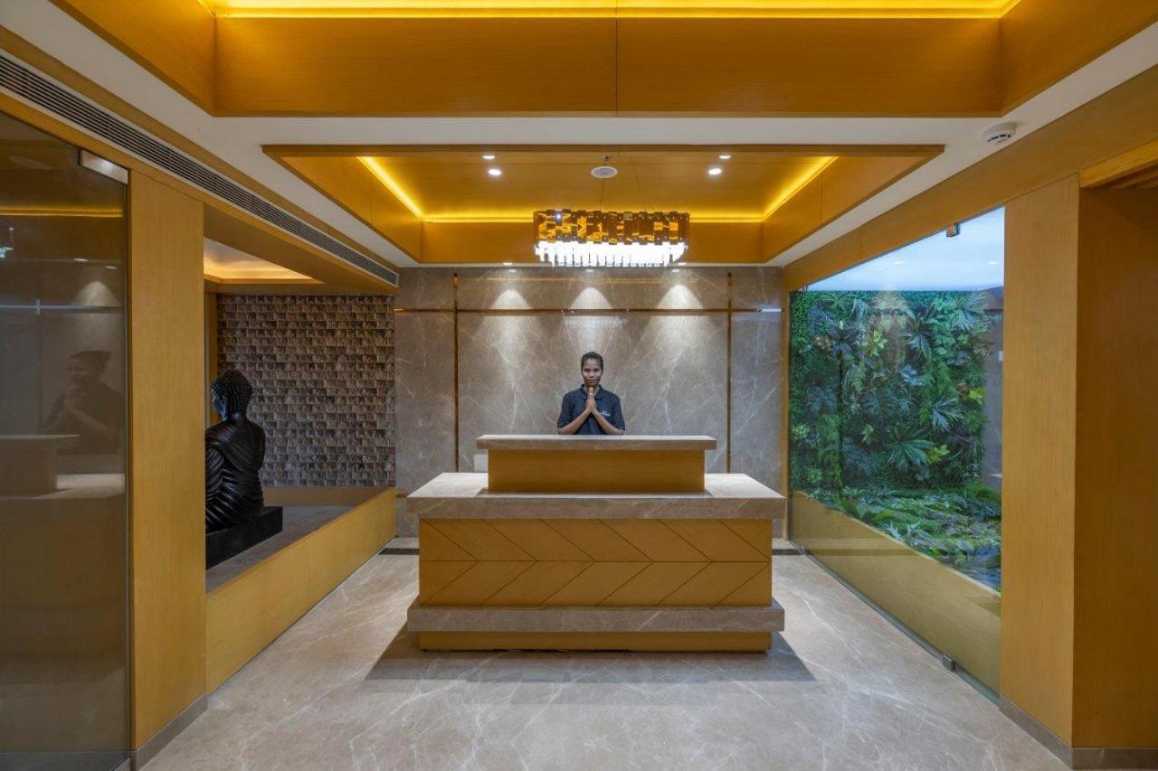 Sarovar Portico Morbi Extérieur photo