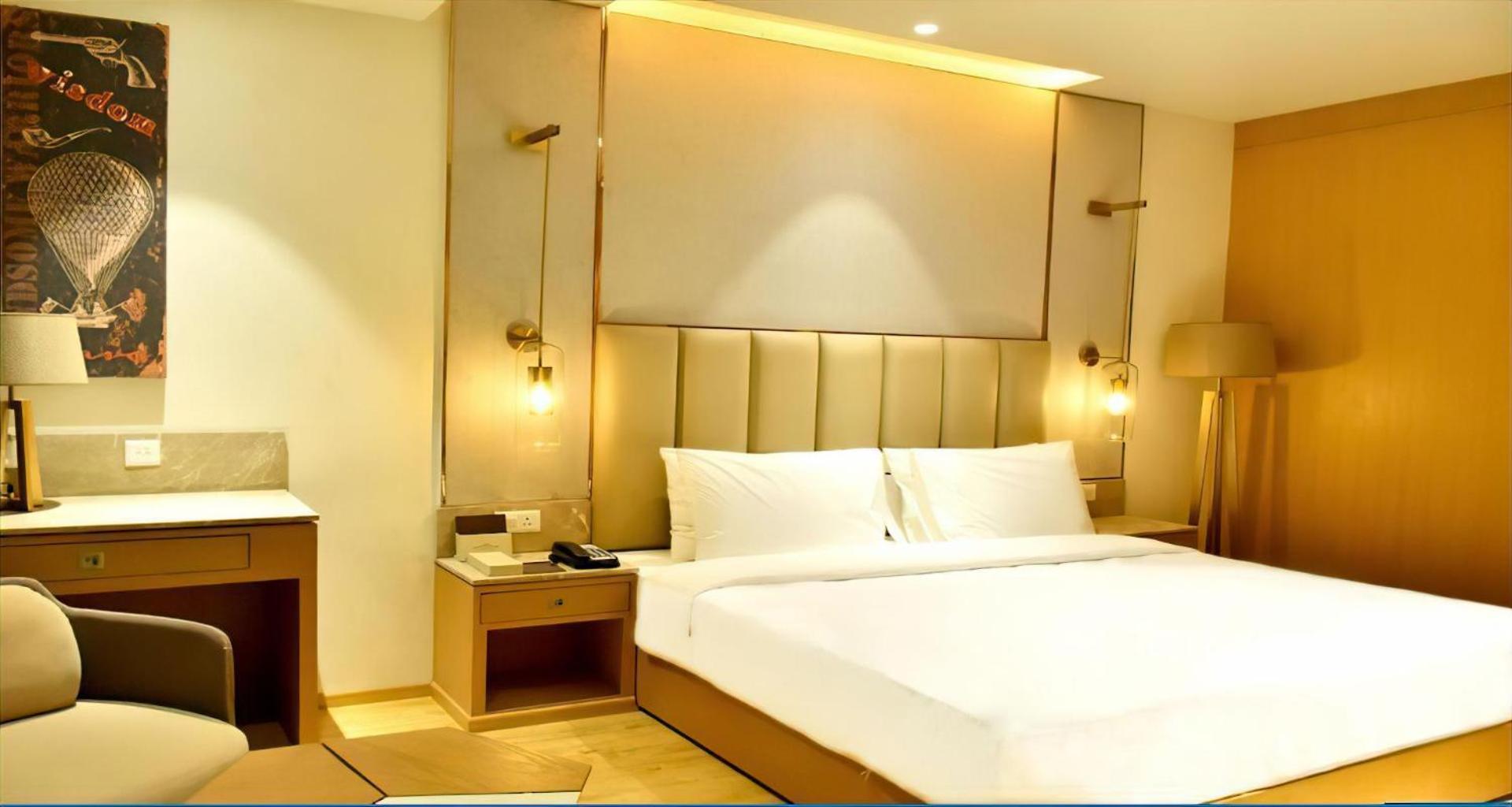 Sarovar Portico Morbi Extérieur photo